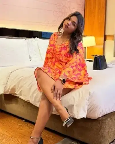 Escorts In West Nimar